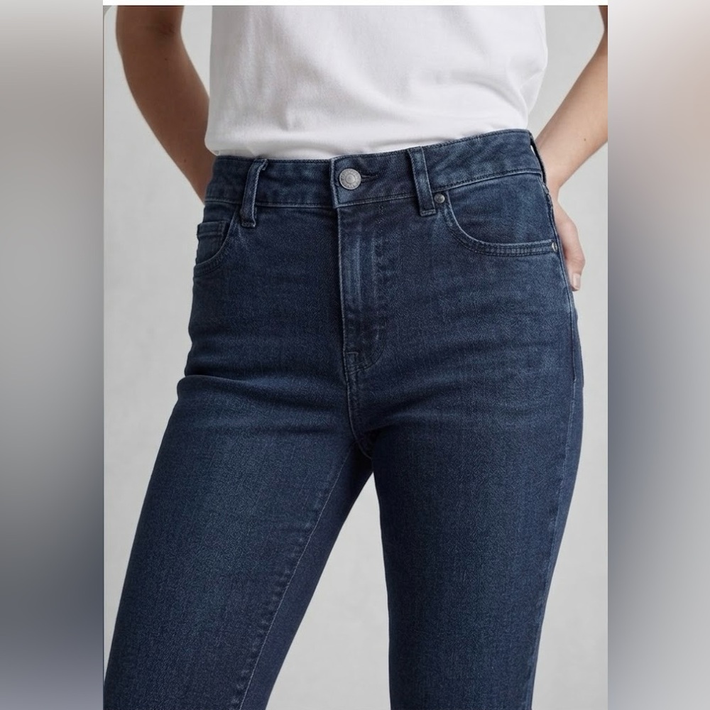 Prana $89 MSRP Dark Blue Skinny Jeans - Size 4 NWT